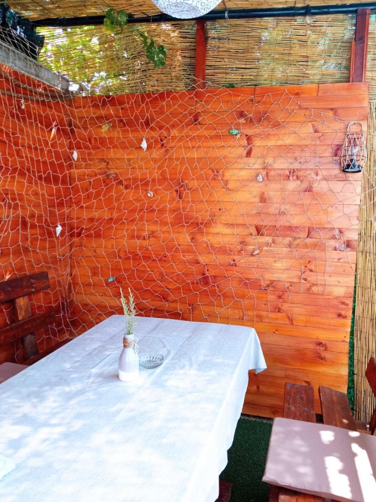 Summer House With Heated Swimming Pool 莫斯塔尔 外观 照片